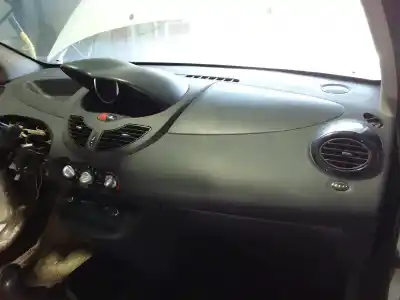 Sloopvoertuig renault twingo societe van het jaar 2014 aangedreven k9k820