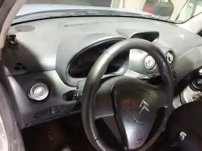Sloopvoertuig citroen c3 1.4 hdi satisfaction van het jaar 2004 aangedreven 8hx