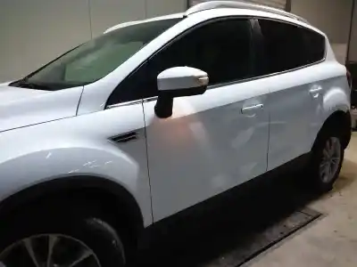 Veicolo di demolizione ford kuga (cbv) titanium dell'anno 2011 alimentato ufda