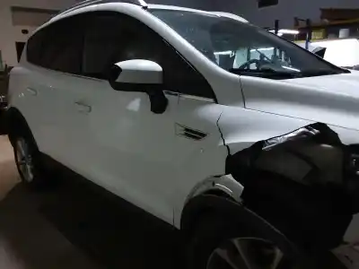 Veicolo di demolizione ford kuga (cbv) titanium dell'anno 2011 alimentato ufda