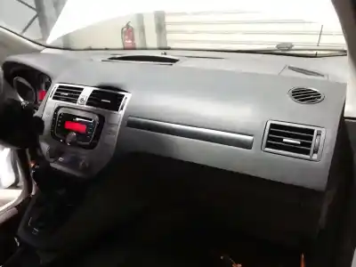 Veicolo di demolizione ford kuga (cbv) titanium dell'anno 2011 alimentato ufda