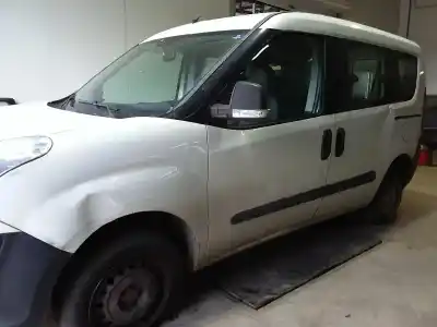 Здавання транспортного засобу fiat doblo active року 2010 потужний 