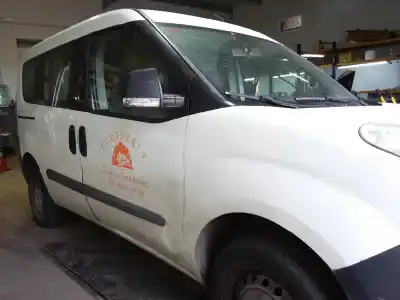 Здавання транспортного засобу fiat doblo active року 2010 потужний 