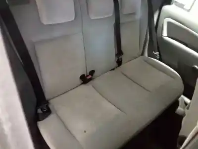 Vehicul casat ford fiesta (cbk) ambiente al anului 2002 alimentat fxjb