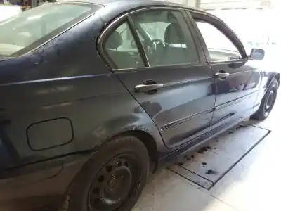Veículo de Sucata bmw serie 3 berlina (e46) 320d do ano 2000 alimentado m47204d1
