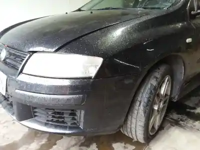 Veicolo di demolizione fiat                                               stilo multi wagon (192)                                                                                                                                                                                                                                    1.6 16v                                                                                                                                                                                                                                                    dell'anno 2005 alimentato 182b6000