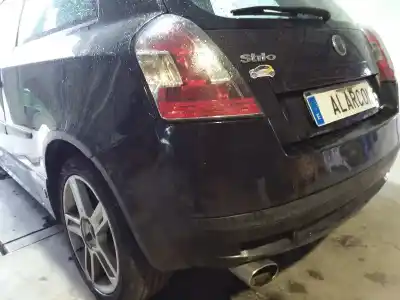 Veicolo di demolizione fiat                                               stilo multi wagon (192)                                                                                                                                                                                                                                    1.6 16v                                                                                                                                                                                                                                                    dell'anno 2005 alimentato 182b6000