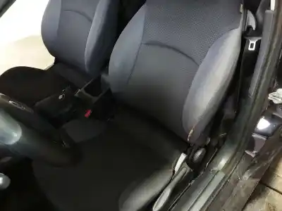 Veicolo di demolizione fiat                                               stilo multi wagon (192)                                                                                                                                                                                                                                    1.6 16v                                                                                                                                                                                                                                                    dell'anno 2005 alimentato 182b6000