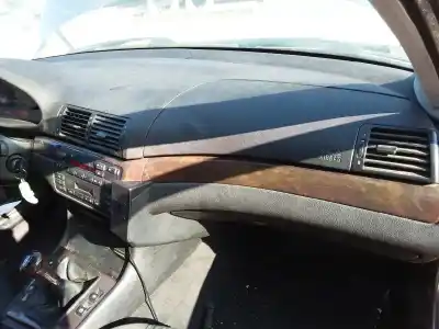 Veículo de Sucata bmw serie 3 berlina (e46) 320d do ano 2000 alimentado 