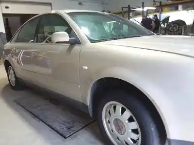 Veículo de Sucata audi a6 berlina (4b2) 1.8 t do ano 1999 alimentado aeb