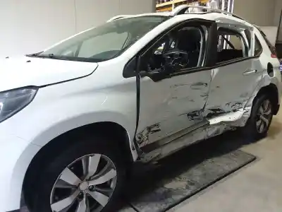 Veículo de Sucata peugeot 2008 (--.2013->) active do ano 2015 alimentado 9hp/9h06
