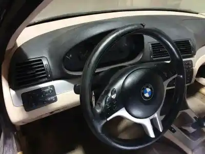 Veículo de Sucata bmw serie 3 berlina (e46) 320d do ano 2002 alimentado m47n204d4