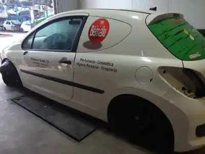 Vehicul casat peugeot 207 confort al anului 2009 alimentat 8hzdv4td