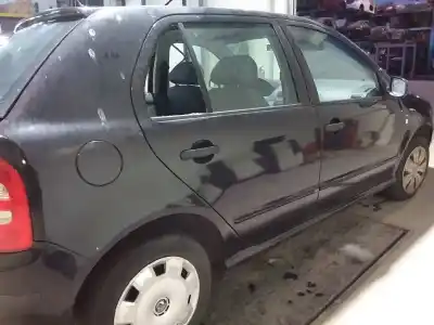 Здавання транспортного засобу skoda fabia (6y2/6y3) classic року 2001 потужний azf