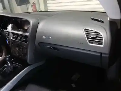 Veículo de Sucata audi a5 sportback (8t) 2.0 tfsi (132kw) do ano 2011 alimentado cdnb