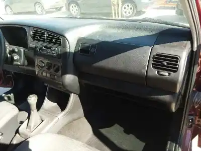 Veículo de Sucata volkswagen vento (1h2) cl do ano 1994 alimentado 1y