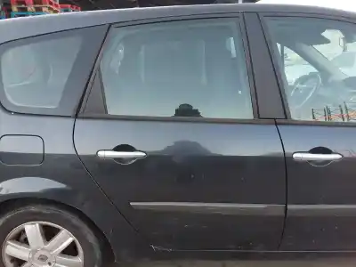 Sloopvoertuig renault scenic ii grand dynamique van het jaar 2006 aangedreven 