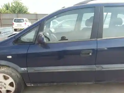 Sloopvoertuig opel zafira a elegance van het jaar 2000 aangedreven y20dth