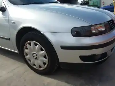 Sloopvoertuig seat toledo (1m2) select van het jaar 2001 aangedreven asv