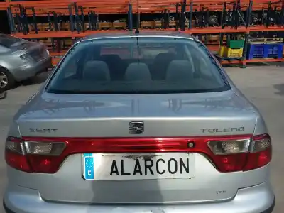 Sloopvoertuig seat toledo (1m2) select van het jaar 2001 aangedreven asv