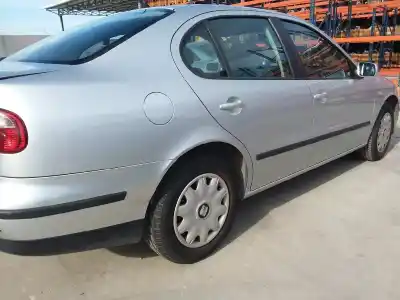 Sloopvoertuig seat toledo (1m2) select van het jaar 2001 aangedreven asv