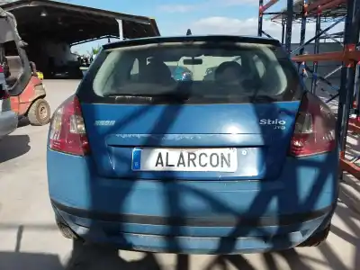 Sloopvoertuig fiat                                               stilo (192)                                                                                                                                                                                                                                                1.9 jtd / 1.9 jtd 115 active van het jaar 2002 aangedreven 192a1000