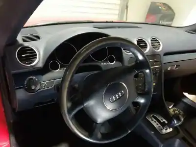 Veicolo di demolizione audi                                               a4 cabrio (8h)                                                                                                                                                                                                                                             2.5 tdi                                                                                                                                                                                                                                                    dell'anno 2003 alimentato bcz