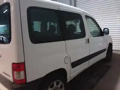 Sloopvoertuig peugeot                                            partner (s2)                                                                                                                                                                                                                                               combi plus                                                                                                                                                                                                                                                 van het jaar 2007 aangedreven 9hx