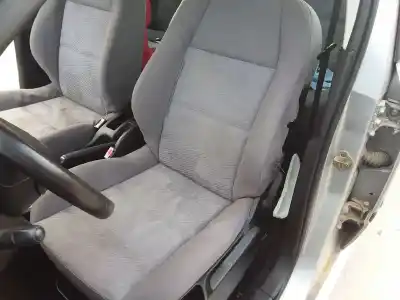 Здавання транспортного засобу peugeot 307 (s1) xr року 2002 потужний nfu