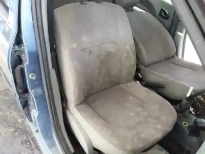 Здавання транспортного засобу dacia logan básico року 2007 потужний k9k792