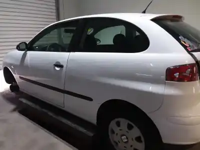 Sloopvoertuig seat ibiza (6l1) cool van het jaar 2004 aangedreven asy
