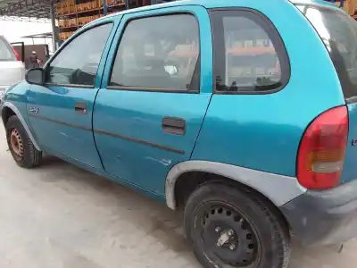 Sloopvoertuig opel corsa b fresh van het jaar 1993 aangedreven c14nz