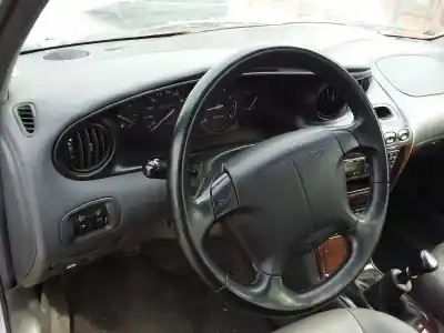 Veículo de Sucata daewoo leganza 2.0 cdx do ano 1998 alimentado x20sed