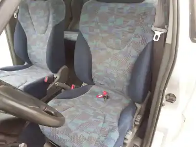 Veículo de Sucata mitsubishi space runner (n60) 2.0i do ano 2002 alimentado 4g63sohc16v