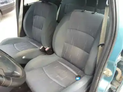 Здавання транспортного засобу renault clio ii fase ii (b/cb0) authentique року 2004 потужний k9k702