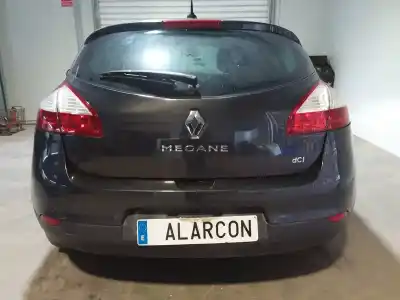 Veículo de Sucata renault megane iii berlina 5 p dynamique do ano 2009 alimentado m9r615