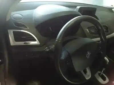 Veículo de Sucata renault megane iii berlina 5 p dynamique do ano 2009 alimentado m9r615