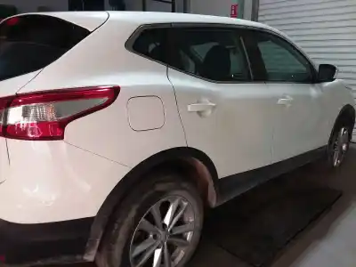 Vehicul casat nissan qashqai (j11) acenta al anului 2016 alimentat r9m