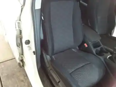 Vehicul casat nissan qashqai (j11) acenta al anului 2016 alimentat r9m