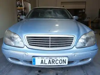 Véhicule à la ferraille MERCEDES-BENZ CLASE S (W220) BERLINA 500 (220.075) de l'année 2002 alimenté 113960