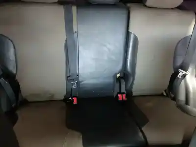 Vehicul casat jeep cherokee (kj) 2.5 crd 4x4 al anului 2005 alimentat d09c