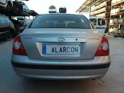 Veicolo di demolizione hyundai elantra (xd) 2.0 crdi comfort dell'anno 2004 alimentato d4ea