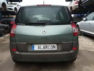 Scrapping Vehicle renault scenic ii confort dynamique of the year 2004 powered f9q812