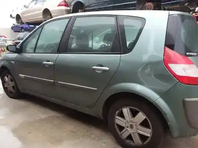 Scrapping Vehicle renault scenic ii confort dynamique of the year 2004 powered f9q812