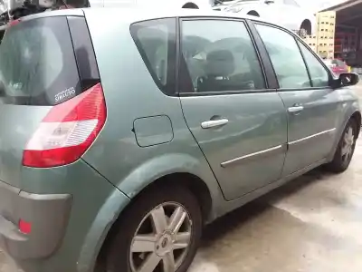 Scrapping Vehicle renault scenic ii confort dynamique of the year 2004 powered f9q812