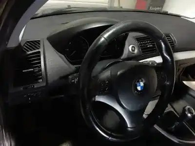 Veículo de Sucata bmw serie 1 berlina (e81/e87) 118d do ano 2004 alimentado 