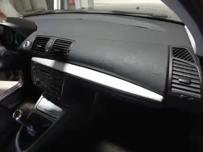 Veículo de Sucata bmw serie 1 berlina (e81/e87) 118d do ano 2004 alimentado 