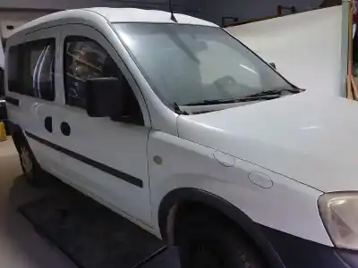 Veículo de Sucata opel combo familiar do ano 2010 alimentado z13dtj