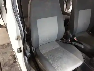 Veículo de Sucata opel combo familiar do ano 2010 alimentado z13dtj