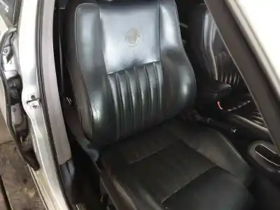 Veículo de Sucata alfa romeo 166 3.0 v6 24v sportronic do ano 2002 alimentado ar36101